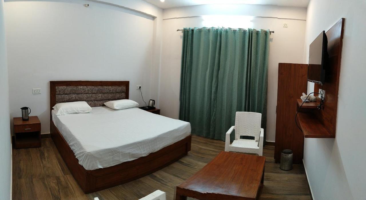 Hotel Anantam Residency Uttarkāshi Esterno foto
