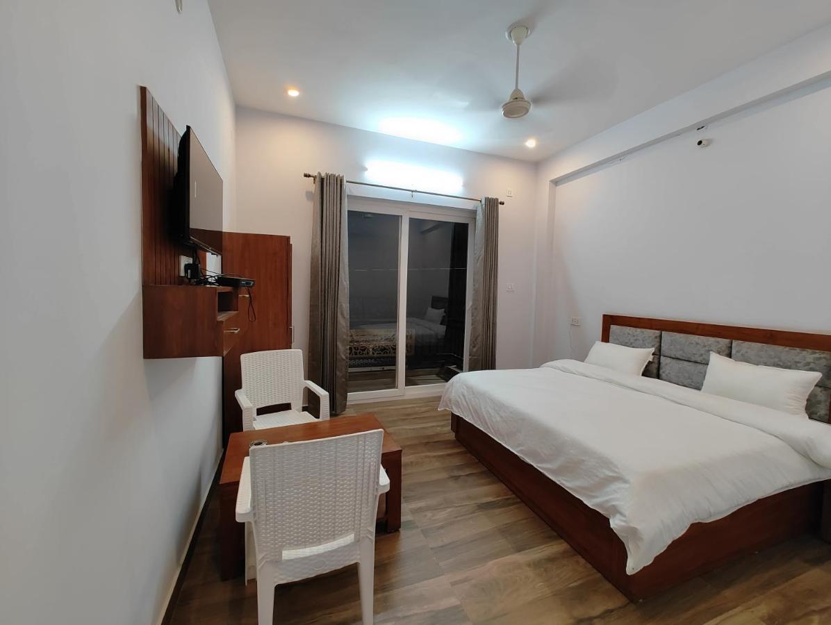 Hotel Anantam Residency Uttarkāshi Esterno foto