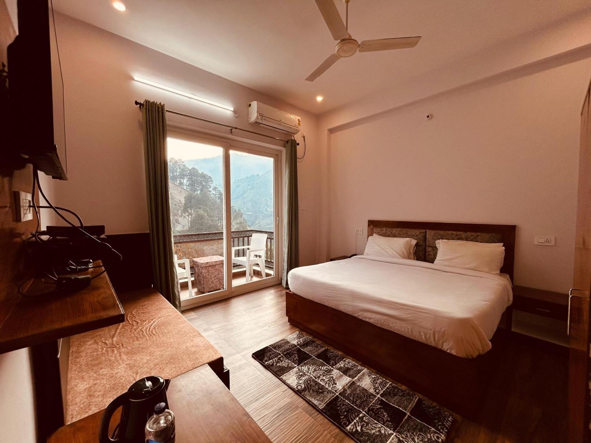 Hotel Anantam Residency Uttarkāshi Esterno foto